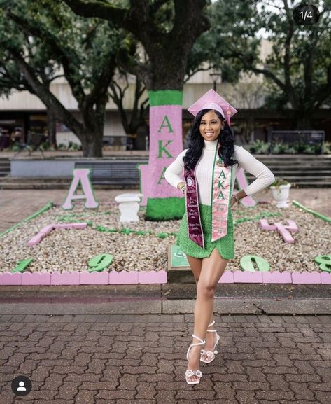 Hbcu Graduation Pictures, Aka Apparel, Sorority Photoshoot, Sorority Pictures, Aka Sorority Gifts, Nursing Graduation Pictures, Sorority Fashion, College Graduation Photoshoot, Nurse Hairstyles