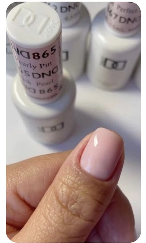 Dnd Take A Vow 880, Vintage Lace Nail Color, Sheer Dnd Gel Polish, Gel Polish Acrylic Nails, Dnd Funny Bunny, Milky Pink Gel Polish, Havana Cream Nails Dnd, Dnd Gel Polish Colors Pedicure, Dnd Gel Polish Nail Designs