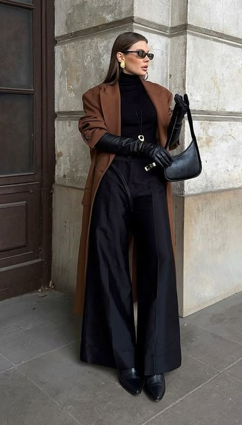 Classy Wear For Women, Classy Dark Feminine Outfits, Zara Cardigan Outfit, November Work Outfits, Vienna Opera Outfit, Parisian Look Outfit, Elegant Winter Outfits Classy, Edgy Classy Outfits, Classy Office Outfits Women