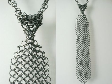 Chainmail tie Chainmail Clothing, Chainmaille Jewelry Patterns, Chainmail Jewelry, Edgy Jewelry, Diy Clothes Design, Chain Maille Jewelry, Chain Mail, Jewelry Inspo, Mode Inspiration