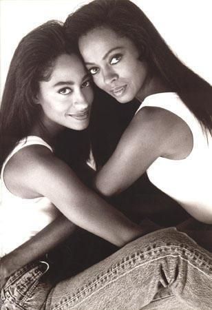 Diana Ross with her daughter actress Tracie Ellis Ross Tracee Ellis Ross, Celebrity Families, The Jacksons, Diana Ross, Power Girl, Goth Outfits, Girls Rock, Look At You, Black Is Beautiful