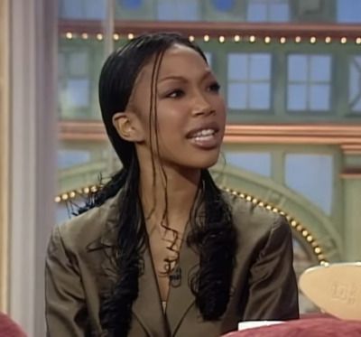 Braided Hair Headband Styles, Brandy Hairstyles 90s, Moesha Aesthetic, Moesha Hairstyles, Brandy Norwood Hairstyles, Brandy Norwood 90s, Brandy Norwood Pfp, Brandy Braids 90s, Brandy Norwood 90s Aesthetic