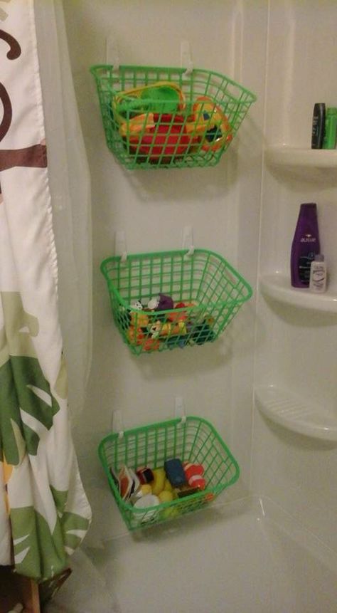 Bath Toy Storage, Toy Storage Solutions, Curtains Ideas, Diy Kids Toys, Kid Toy Storage, Boys Bathroom, Girls Bathroom, Organization Kids, Bath Room