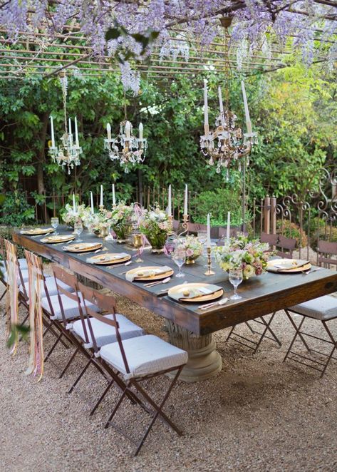 Rustic Wedding Decorations, Outdoor Dining Room, Outdoor Dining Spaces, Mesa Exterior, Table Set Up, Al Fresco Dining, Decor Minimalist, Outdoor Rooms, Outdoor Dining Table