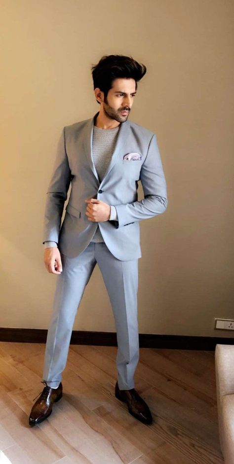 [Promotion] 35 Must Have Blazer For Men Wedding Reception Tips You Have To Try This Spring #blazerformenweddingreception Indian Wedding Clothes For Men, Best Wedding Suits, Pant Top, Blazers For Men Casual, Groom Dress Men, Stylish Mens Suits, Fashion Models Men, Grey Two Piece, Wedding Dresses Men Indian