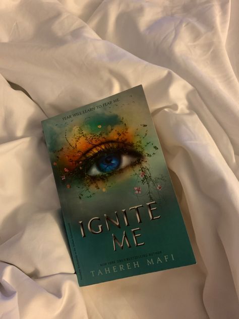 Ignite Me, My Pics, Stories Instagram, A Book, Instagram