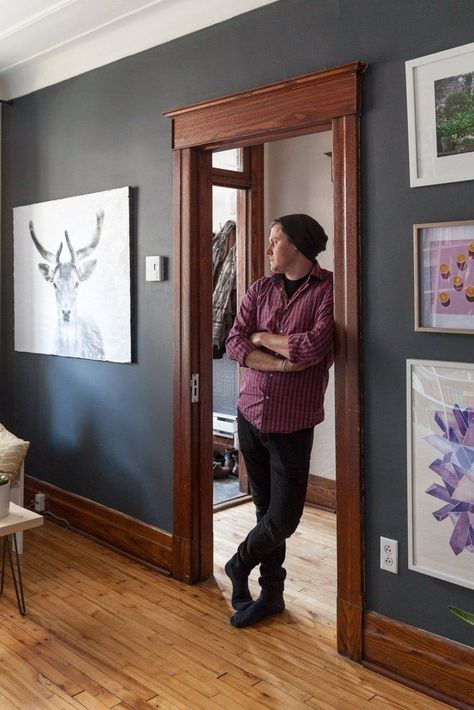 love the dark walls with the wood trim BUT with white crown and ceiling Dark Wood Trim, Stained Trim, Dark Trim, Dark Walls, Open Door, Painting Trim, Wood Trim, Remodel Bedroom, Living Room Paint