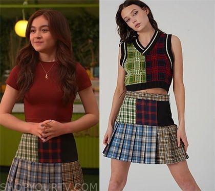 XO, KITTY : Season 1 Episode 5 Kitty's skirt with various prints Xo Kitty Fashion, Xo Kitty Uniform, Kitty Song Covey Outfits Xo Kitty, Xo Kitty Series Cast, Xo Kitty Outfits, Euphoria Fashion, Drama Tv Shows, Foto Ideas Instagram, Outfits Aesthetic