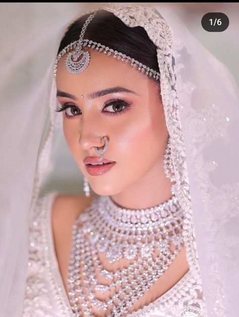 Eid Inspo Outfits, Eid Makeup, Indian Bridal Jewellery, Diamond Jewelry Set, Indian Bridal Jewelry Sets, Diamond Cocktail Ring, Indian Bridal Dress, Bridal Makeup Looks, Indian Bridal Outfits