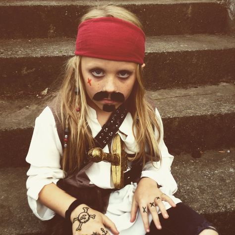 Son of Sparrow. Our version of Jack Sparrow from Disney's Pirates of the Caribbean. All DIY! #jacksparrow #kidscostume #Disney #disneycostume #disneykid #pirates #argh Pirate Halloween Costumes, Pirate Kids, Boy Halloween Costumes, Halloween 2023, Pirate Costume, Disney Costumes, Jack Sparrow, Pirate Party, Disney Kids