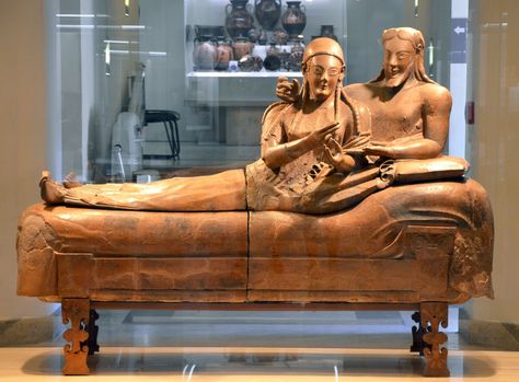 10 Of Rome's Must-See Art Masterpieces Sarcophagus Of The Spouses, Painted Terracotta, Louvre Museum, Ap Art, Ancient Rome, Ancient Art, Archaeology, Artifacts, Art History