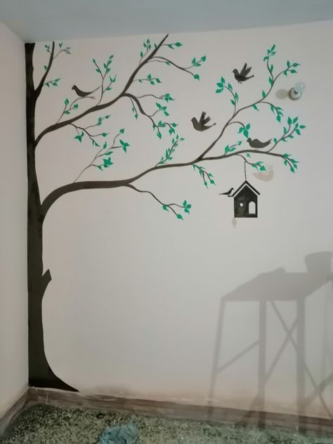 Painting Ideas Easy Simple On Wall, Hand Print Tree On Wall, Tree Wall Painting Bedrooms, Tree Painting On The Wall, Wall Tree Painting, Tree Wall Painting Ideas, Wall Drawing Bedroom, Tree Design On Wall, Tree On The Wall