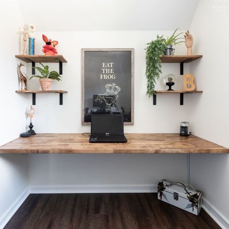 How to Make a Floating Desk that's Simple, Sturdy & Inexpensive Long Desk Along Wall, Floating Desk Diy, Diy Wall Desk, Diy Wall Mounted Desk, Floating Desk Ideas, Diy Floating Desk, Diy Wood Desk, Mounted Desk, Farmhouse Desk