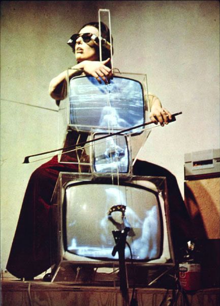 Fluxus Art, Fluxus Movement, Dada Art Movement, Arte Jazz, Nam June Paik, Neo Dada, Dada Art, Television Set, Sound Art