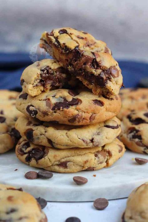 Janes Patisserie Cookies, Ghirardelli Chocolate Chip Cookies, Apple Shortcake, Chip Recipes, Janes Patisserie, Levain Bakery, Tray Bake Recipes, Tray Bake, Ghirardelli Chocolate