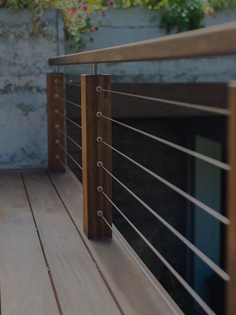 Wire Balcony Railing, Minimalist Deck Railing, Stair Cable Railing, Cable Railings For Decks, Deck Wire Railing Ideas, Deck Cable Railing Ideas, Railing With Cables, Outdoor Balcony Railing Design Modern, Wood Balcony Railing