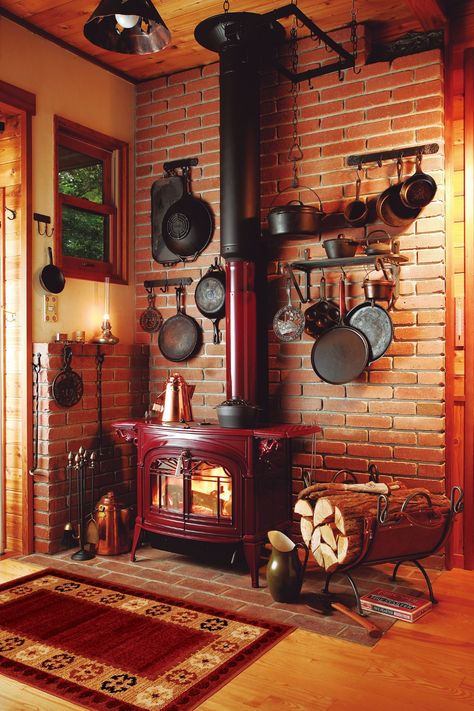 Wood Stove Decor, Wood Stove Surround, Stove Decor, Wood Stove Hearth, Wood Burning Stoves Living Room, Wood Stove Cooking, Wood Stove Fireplace, Cabin Living, Home Fireplace