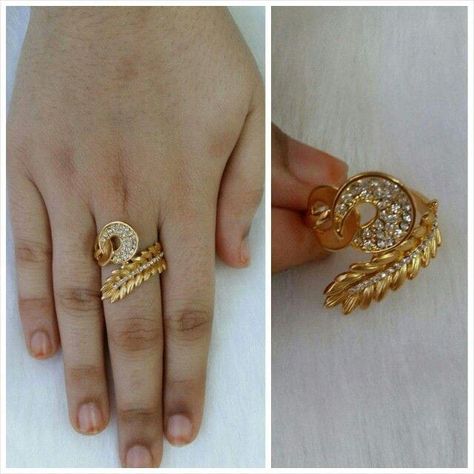 Pakistani Gold Rings, Curtains Pelmet, 4 Doors Wardrobe, Wooden Work, Gold Finger Rings, Stylish Curtains, Antique Bridal Jewelry, Gold Jewelry Stores, Antique Jewelry Indian