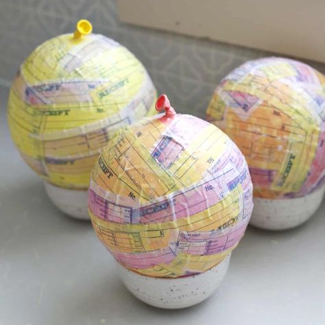 Paper Mache With Mod Podge, Homemade Paper Mache, Recipe For Paper Mache Paste, Diy Paper Mache Ornaments, Paper Mache Christmas Crafts, How To Make Paper Mache Paste, Paper Mache Christmas Ornaments Diy, Large Paper Mache Projects, Paper Mache Ornaments Diy