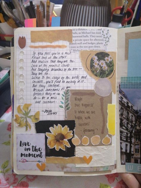 Poem Art Journal, Scrapbook Poem Ideas, Poem Scrapbook Ideas, Poem Journal Art, Poetry Art Journal, Poetry Collage Art, Poem Journal Ideas, Poetry Journal Aesthetic, Scrapbook Poetry