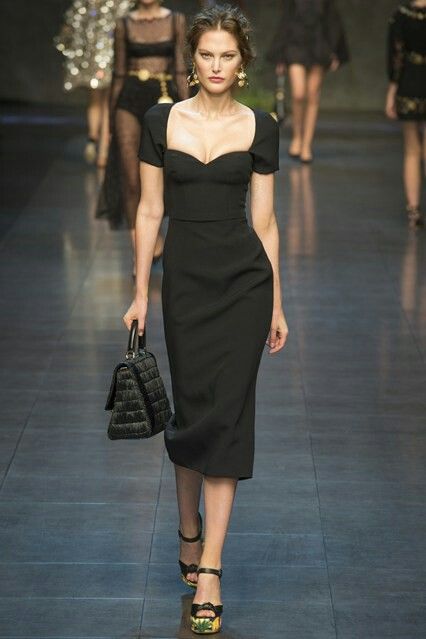 فستان سهرة, Looks Street Style, Vestidos Vintage, Dolce E Gabbana, 가을 패션, Looks Style, Mode Inspiration, Milan Fashion Week, Playsuit