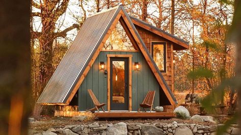 From an A-frame cabin in Hudson Valley to a quaint English cottage. Design Casa Piccola, Hobbit Holes, Jamaica House, Glass Cabin, A Frame Cabins, Airbnb House, A Frame House Plans, Frame House, A Frame Cabin