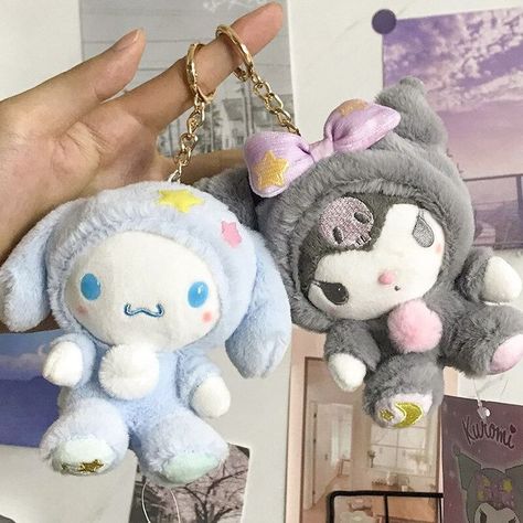 Kuromi Keychain Plush, Sanrio Plush Keychain, Sanrio Keychain Plush, Cinnamoroll Merch, Cinnamoroll Accessories, Sanrio Gifts, Cinnamoroll And Kuromi, Kuromi And Cinnamoroll, Plushie Sanrio