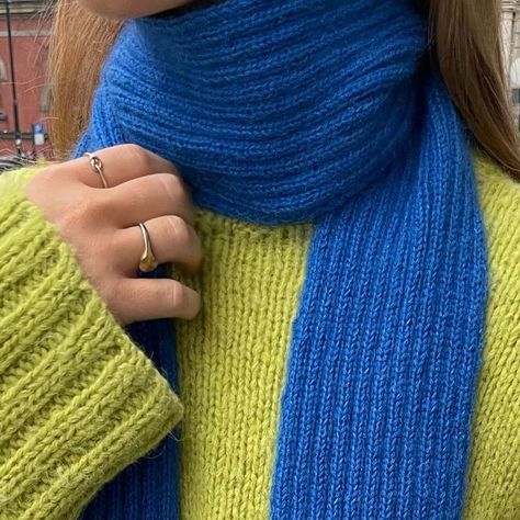 dreamknit | design your own knitwear on Instagram: "We’re getting ready to launch the Frosty Scarf pattern in collaboration with @inasven❄️ This is the perfect scarf for everyday use. It’s warm, soft and easy to knit! Join our notification list (link in bio) to be the first to know when it’s released💙 ⁠ Pictured here is a Frosty Scarf made in @un_told.no Light Merino and Pure Silk Mohair in the color Bright Indigo. ⁠ ⁠ #mydreamknit #dreamknitters #knit #knitting #knitspo #knittinginspiration #knittersofinstagram #nordicknitters #knittingdesign #ootdknittersedition #strikk #egostrikk #strikking #strikkere #dreamknit #weareknitters #contemporaryknitwear #scandinavianknitwear #knitfashion #knityourstyle #slowfashion #makeyourownfashion #handmadewardrobe #sustainablefashion #frostyscarf #knit Knit Scarf Colorful, Colorful Knitted Scarf, Ribbed Scarf Knitting Pattern, Blue Knitted Scarf, Knitting Inspiration Scarf, Cute Knit Scarf, Mohair Scarf Knitting Patterns Free, Knit Striped Scarf, Knitted Scarf Ideas