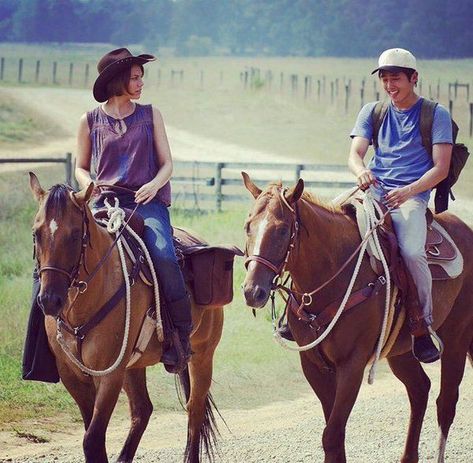 Maggie And Glenn, Glenn And Maggie, Twd Glenn, Maggie Greene, Lauren Cohan, Show Horses, Walkers, The Walking Dead, Riding Helmets