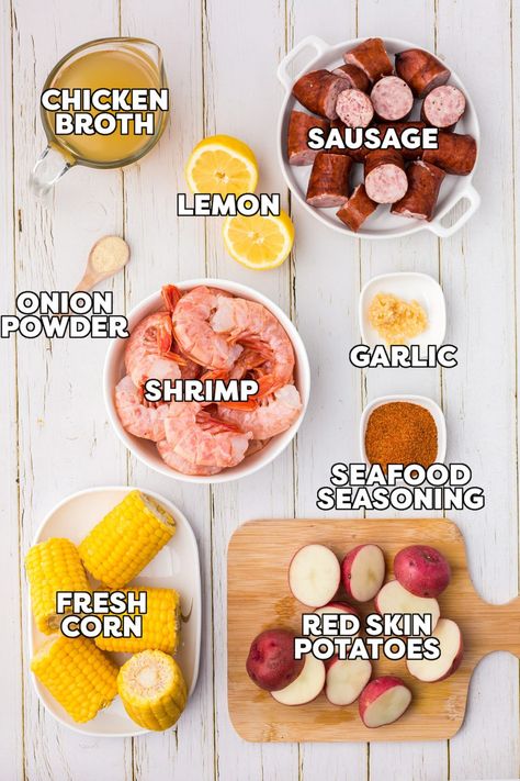 Cajun Shrimp Boil Crock Pot, Slow Cooker Crab Boil, Instapot Shrimp Boil Easy, Crockpot Cajun Boil, Sautés Shrimp, Crock Pot Recipes Shrimp, Seafood Night Ideas, Shrimp Boil Crockpot Slow Cooker, Small Seafood Boil Recipes