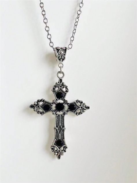 Goth Cross Necklace, Cross Charm Necklace, Pretty Jewelry Necklaces, Goth Earrings, Goth Jewelry, Pretty Jewelry, School Project, Cross Charms, Cross Pendant Necklace