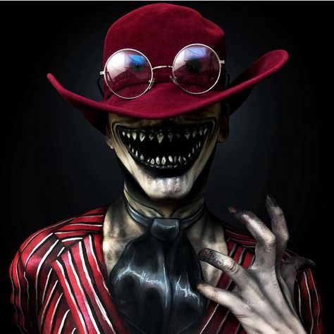 The Crooked Man • credi The Crooked Man, Creepy Man, Movie Cosplay, Dark Circus, Evil Clowns, Creepy Clown, Scary Art, Horror Characters, Creepy Art