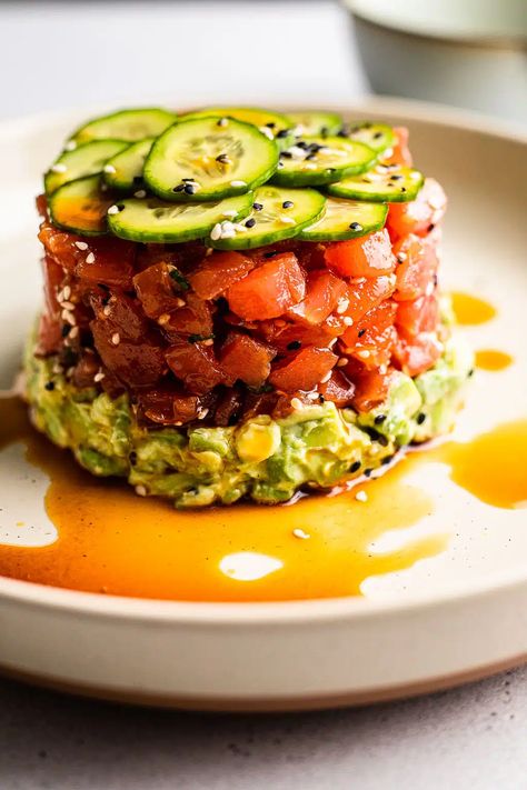 Raw Tuna Recipe, Fresh Tuna Recipes, Tuna Tartare Recipe, Tuna Appetizer, Tartare Recipe, Ponzu Sauce, Sushi Grade Tuna, Wonton Chips, So Much Food