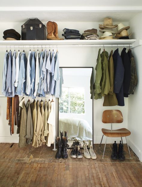 exposed closets - Google Search Cheap Closet, Organiser Son Dressing, How To Organize Your Closet, Best Closet Organization, Organizing Clothes, Closet Diy, Ford Interior, Ikea Closet, Diy Organizer