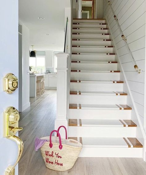 Painted Wood Stairs, White Interior Paint, Beach Home Interiors, Beach House Renovation, House Renovation Projects, Wood Staircase, Stair Case, Painted Stairs, Diy Stairs