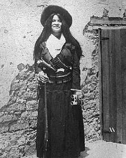 Woman of the Revolution -  Mexican soldadera Mexican Revolution, Mexico History, Mexican Heritage, The Lone Ranger, Mexican Women, Historic Photos, Visit Mexico, Mexican Girl, Native American Heritage