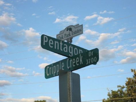 Neighborhood Signs, Neighborhood Street, Accessible Kitchen, Neighborhood Association, Oak Cliff, Oak Park, Historic District, Street Sign, Street Signs