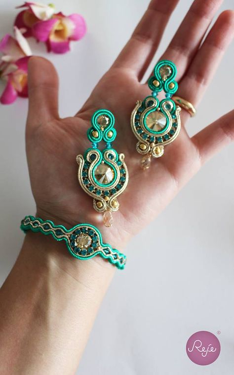 Motif soutache