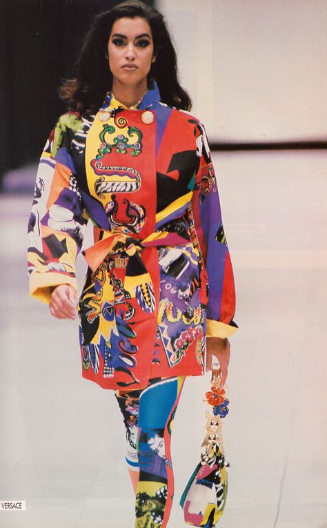 Versace Spring/Summer 1991 | by barbiescanner Pop Art Fashion Clothes, Versace 1990's, Yasmeen Model, Funky Suits, 90s High Fashion, Pop Art Clothing, 90s Fashion Outfits Hip Hop, Versace 90s, Yasmeen Ghauri