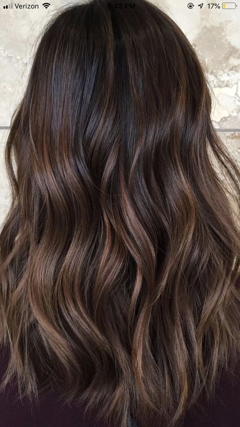 Basic Curled Hair, Black Hair Balayage, Brown Hair Looks, Brown Hair Inspo, Brunette Hair With Highlights, Gorgeous Hair Color, Caramel Highlights, Brunette Balayage Hair, Brown Hair Balayage