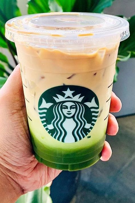 Matcha Espresso, Best Starbucks Drinks, Starbucks Matcha, Matcha Drink, How To Order Starbucks, Starbucks Lovers, Unsweetened Coconut Milk, Iced Matcha, Espresso Drinks