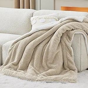 50% off BEDSURE Sherpa Blanket 20% off Code: BLBWNP5C + 30% Coupon 10.99(Reg.21.99) https://geni.us/r1KyY [AD] *Possible Commissions earned on Qualifying Purchases. Deals, Discounts, Prices and codes and change at anytime. #ThrowBlanket Beige Throw Blanket, Beige Throws, Blankets For Winter, Throw Blanket Gift, Herringbone Throw, Thick Blanket, Blanket For Couch, Twin Blanket, Warm Blanket