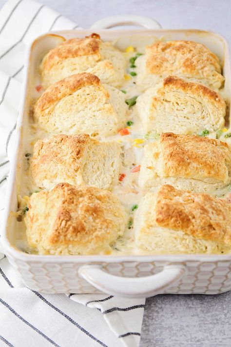 Biscuit Pot Pie - The Baker Upstairs Biscuit Pot Pie, Honey Butter Biscuits, Buttermilk Chicken, Cooking Chicken To Shred, Pot Pies, Dinner Is Served, Biscuit Recipe, Pot Pie, Casserole Dish