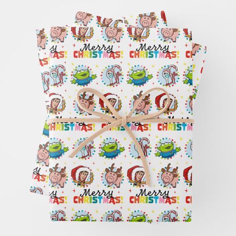 Toy Story Movie, Toy Story Characters, Disney Birthday, Christmas Wrapping Paper, Disney Gifts, Star Wars Gifts, Christmas Wrapping, Christmas Pattern, Gift Wrapping Supplies