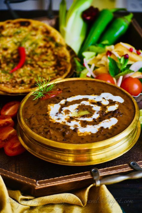 Dal Bukhara, Urad Dal Recipes, Gastronomic Food, Dhal Recipe, Lentil Curry Recipes, Veg Recipes Of India, Black Gram, Indian Veg Recipes, Lentil Dishes