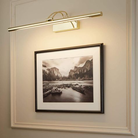 Gallery Wall Lighting, Light Picture Wall, Picture Frame Light, Picture Gallery Wall, Artwork Lighting, Led Picture Light, Gallery Lighting, Hallway Designs, Wall Art Lighting