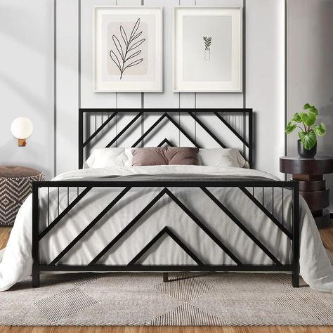 CraftPorch Classic Geometric Slat Metal Platform Bed - On Sale - Bed Bath & Beyond - 37837434 King Bed Frame Metal, Steel Headboard Ideas, Metal Frame Beds, Modern Metal Bed Frame Design, Metalic Bed Design Modern, Modern Metal Bed Frame, Bar Bed Frame, Metallic Bed Designs, Steel Bed Design Modern