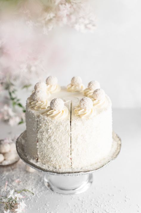 Popular Cake Recipes, Brazilian Carrot Cake, Coconut Icing, Dark Chocolate Mousse, Smores Cake, Baking Journal, Easy Carrot Cake, Mothers Day Cake, Walnut Cake