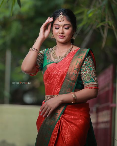 Muah @dhariniganeshmakeupartist For Bridal Enquiries kindly do whatsapp us 7358529010 #chennaimua Exciting offers and complimentries available for Bridal makeup Telugu Bridal Look, Hd Makeup, Natural Skin Tone, Bridal Makeup Looks, No Makeup, Bridal Look, Bridal Looks, Natural Skin, Skin Tone