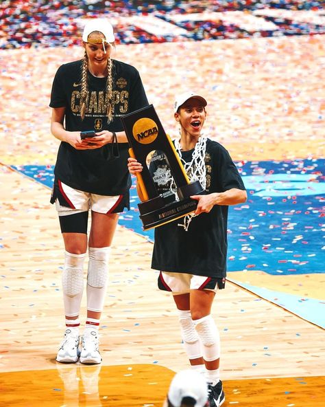 College Womens Basketball Aesthetic, Womens College Basketball, Women’s Basketball, Stanford Basketball, Stanford Womens Basketball, Cameron Brink, Basketball Trophy, Basketball Books, Basketball Trophies